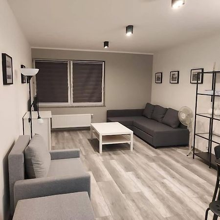 Uroczy Apartament W Scislym Centrum Gizycka Giżycko Kültér fotó