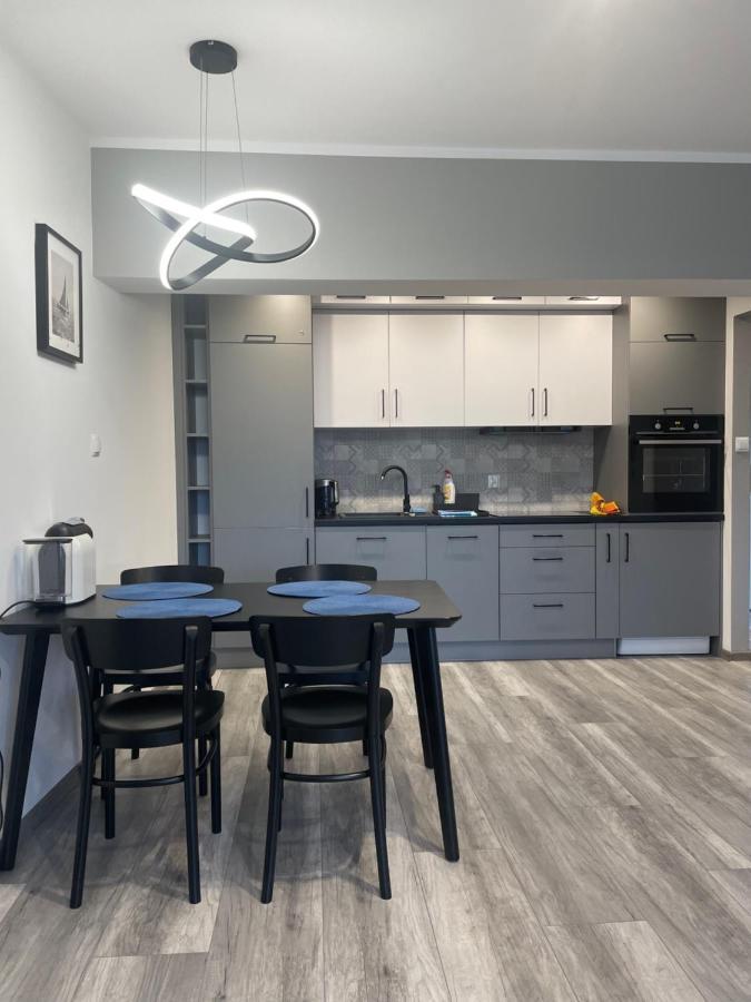Uroczy Apartament W Scislym Centrum Gizycka Giżycko Kültér fotó